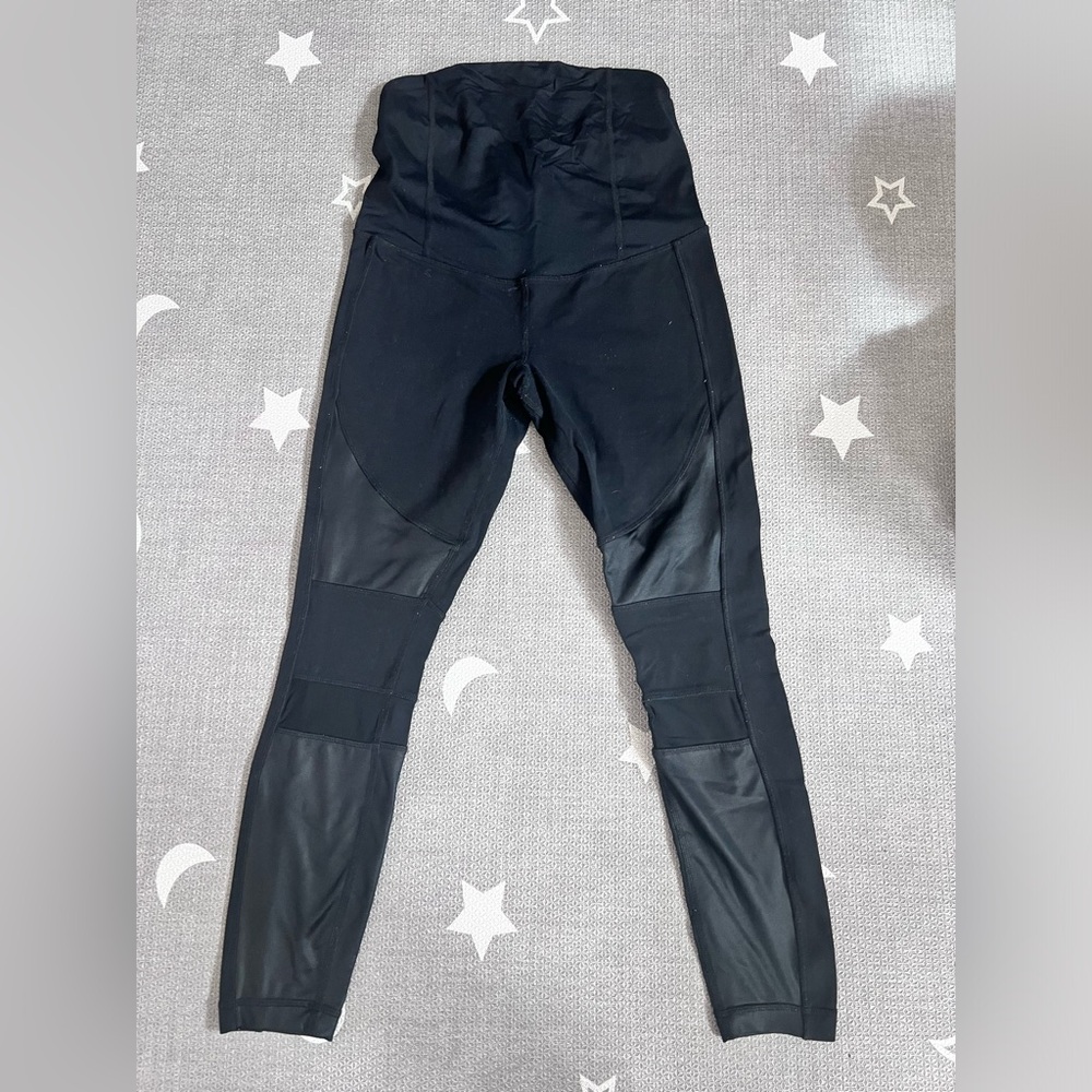 Ingrid & Isabel Black Maternity Legging